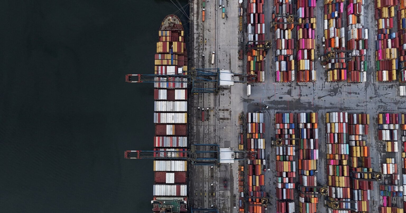 ブラジル貿易黒字、7月は前年比6.3％減　需要旺盛で輸入増加 | ロイター