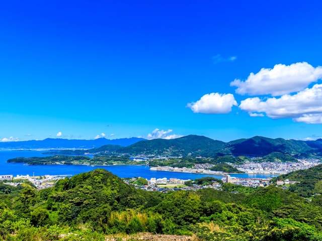 長崎県民が選んだ「住みここち（自治体）」ランキング！ 2位「西彼杵郡時津町」、1位は？【2025年最新】