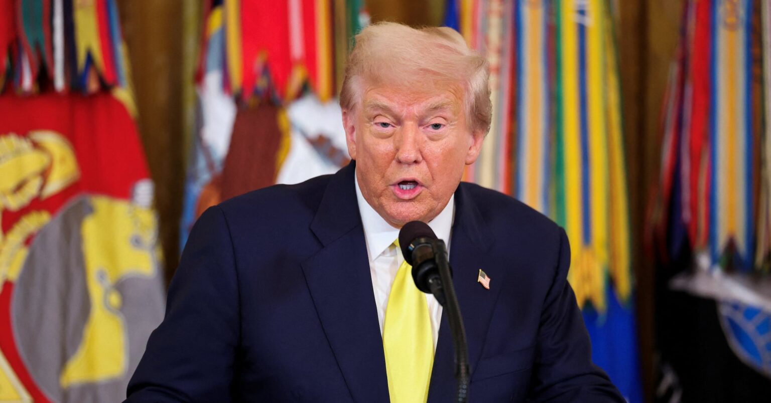 米、補助金支給の承認厳格化　トランプ氏が大統領令署名 | ロイター