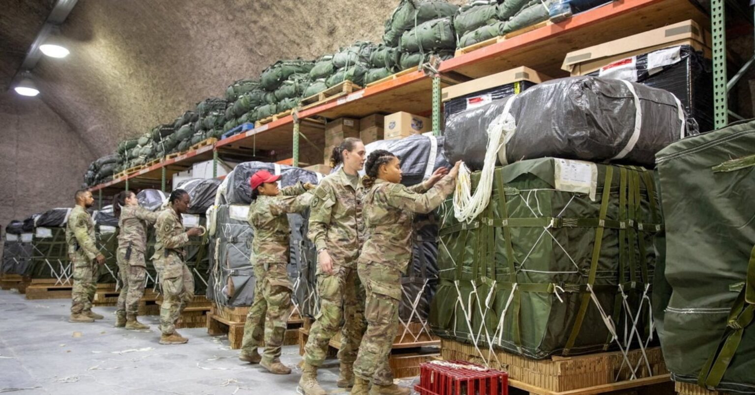 ガザへの物資投下、米政権の選択肢にないと関係筋　課題多く非現実的 | ロイター