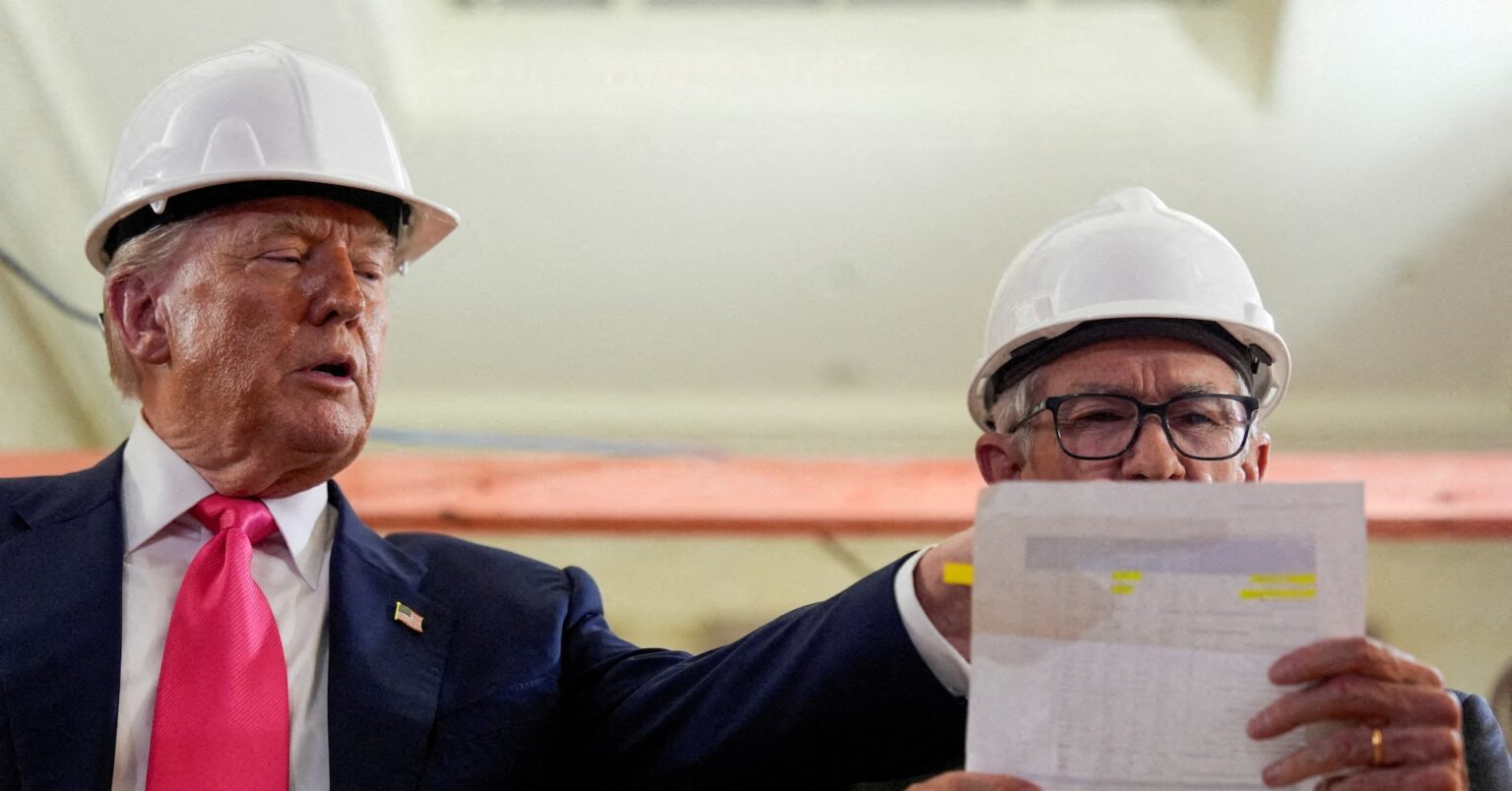 トランプ氏、パウエルＦＲＢ議長への「大規模訴訟」言及　改修工事巡り | ロイター