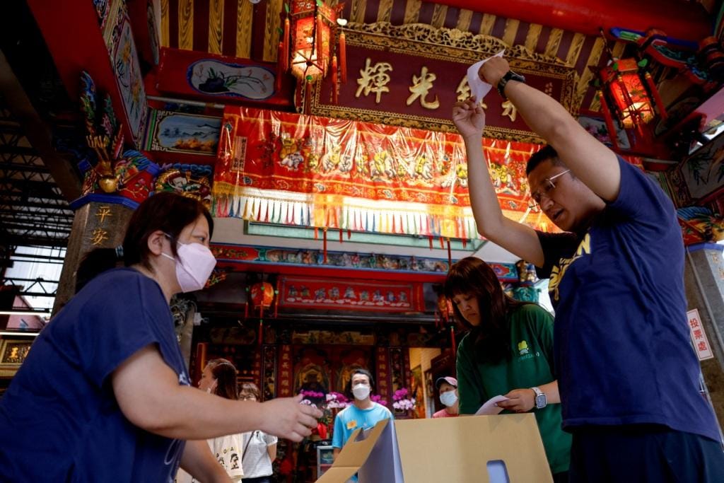 最大のリスクは中国の軍事侵攻に非ず、台湾の政治家や利益団体が中国共産党の片棒に 中国に内側から乗っ取られることを恐れる台湾【前編】(1/3) | JBpress (ジェイビープレス)