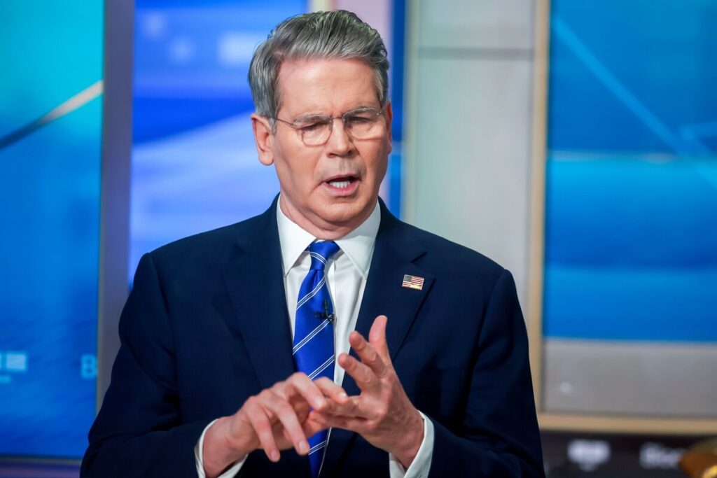 ベッセント氏、欧州にロシア産エネルギー購入国への関税賛同求める - Bloomberg