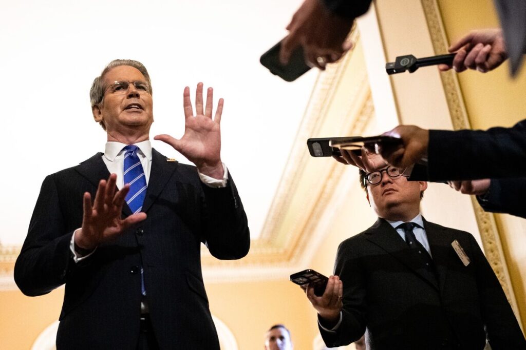 中国向け半導体収入15％徴収、他業種への応用可能－米財務長官 - Bloomberg