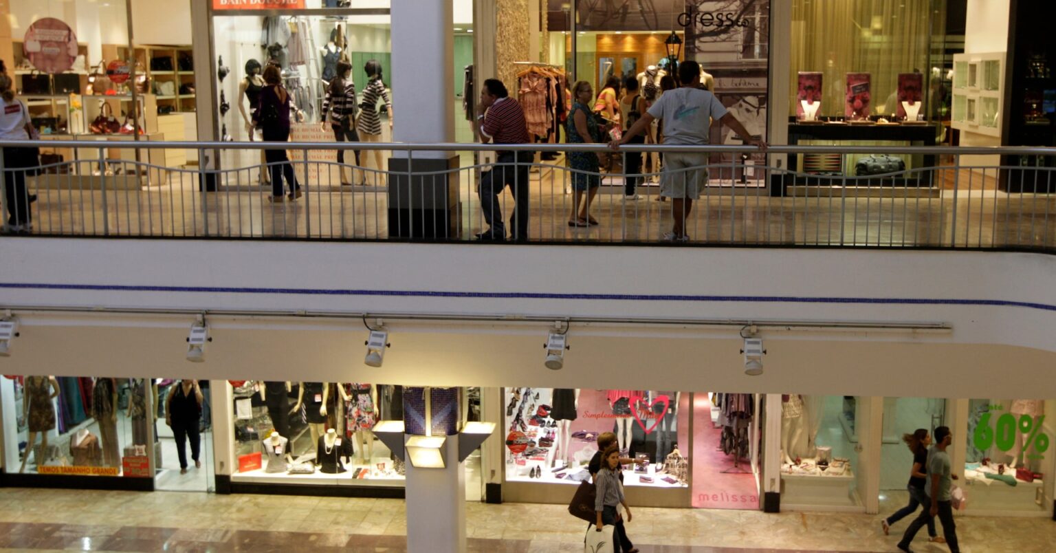 ブラジル小売売上高、6月は前月比－0.1％　高金利で3カ月連続減 | ロイター