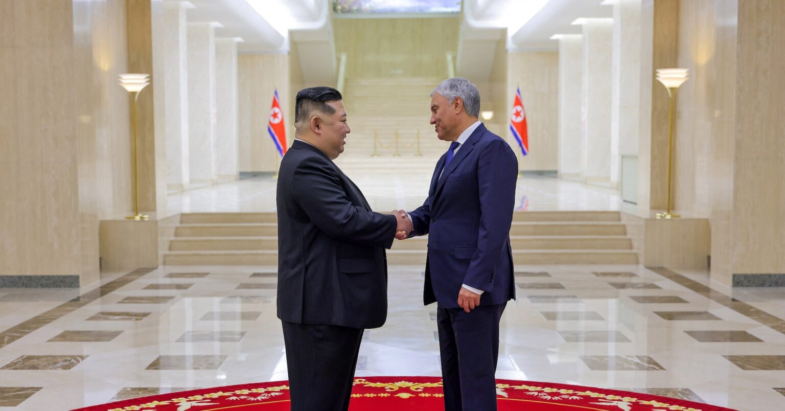 プーチン氏が金正恩氏に書簡、日本の植民地支配からの解放80周年祝う | ロイター