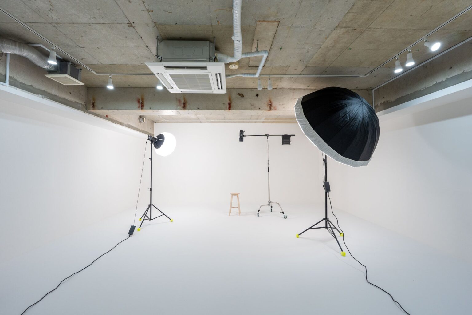 家族写真家 SOTA が写真館「Studio Root/B(ルートビー)」を大阪・高槻にOPEN | 株式会社World mapのプレスリリース 家族写真家 SOTA が写真館「Studio Root/B(ルートビー)」を大阪・高槻にOPEN | 株式会社World mapのプレスリリース