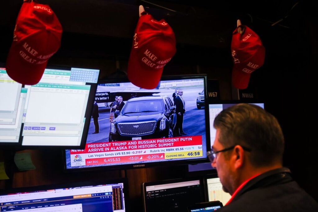 【米国市況】Ｓ＆Ｐ500種は下落、米ロ首脳会談にも警戒－円上昇 - Bloomberg