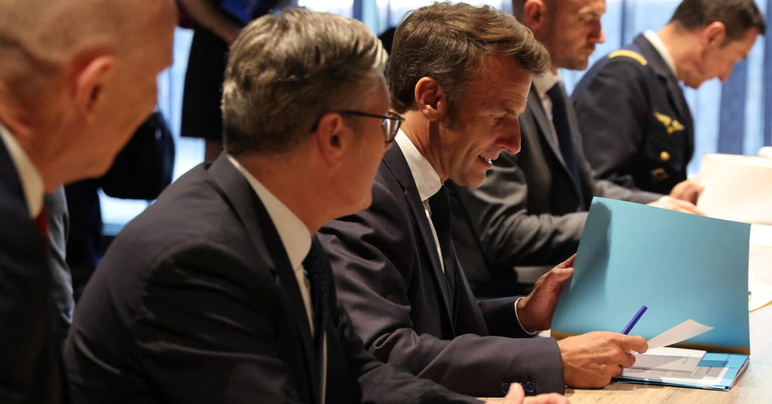 英仏独、対イラン制裁再開の用意を国連に通知＝ＦＴ | ロイター