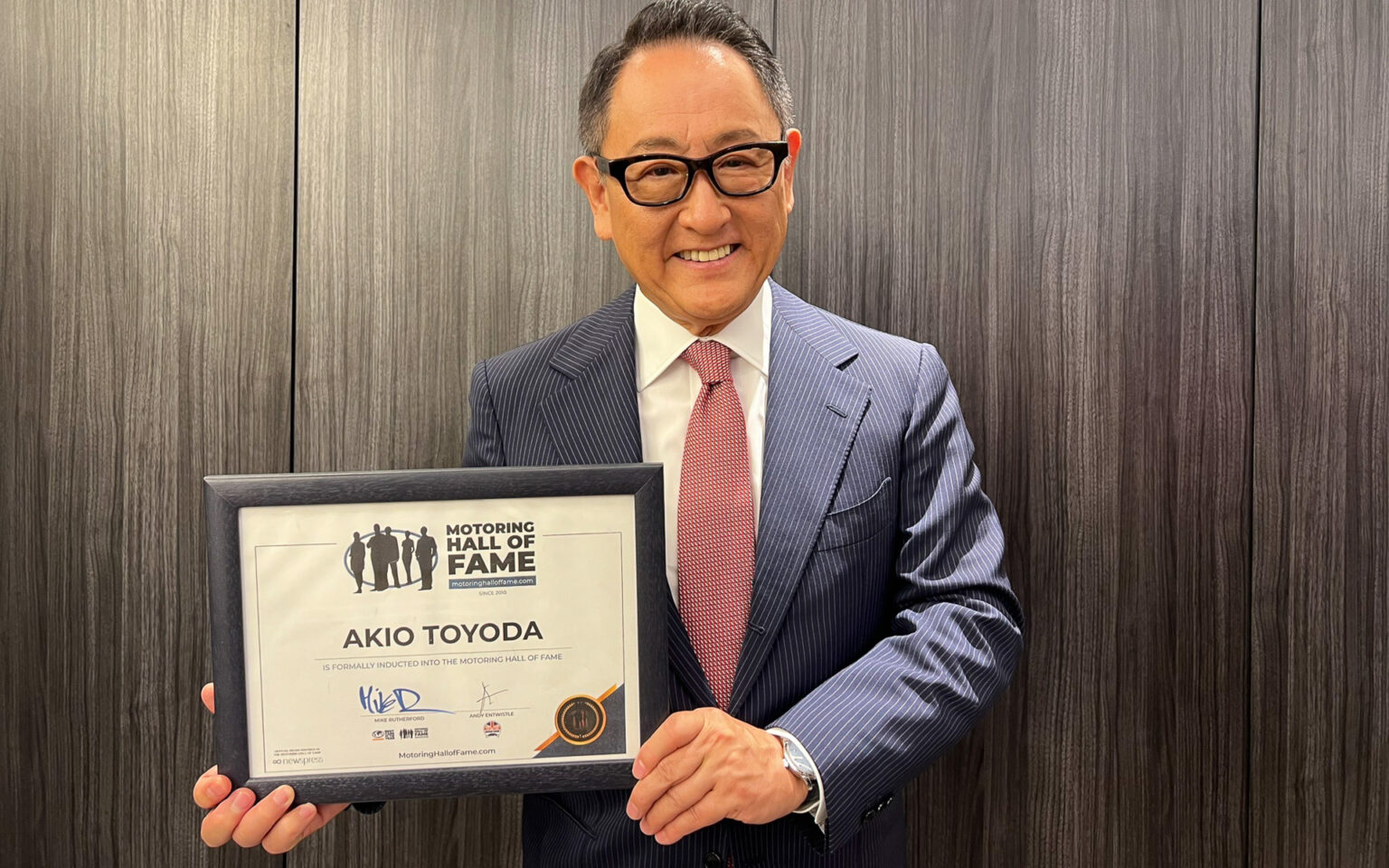 イギリスモーターショーで、トヨタ豊田章男会長の「Motoring Hall of Fame（自動車殿堂）」入りが発表 - Car Watch