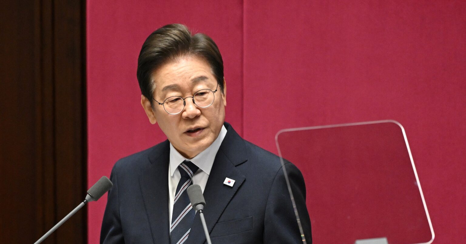 韓国大統領、北朝鮮との合意の順次実行を閣僚に指示 | ロイター