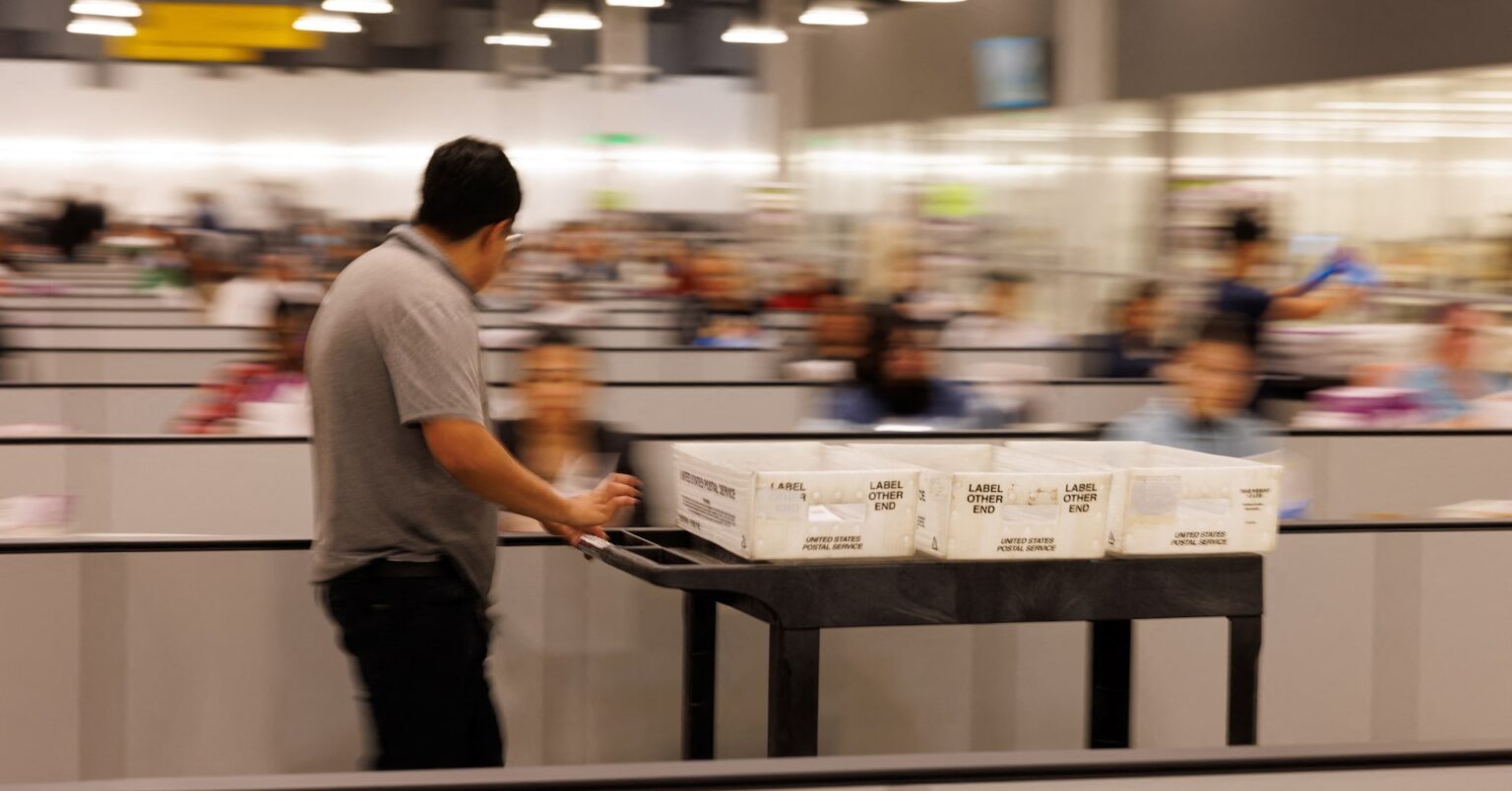 郵送投票排除、トランプ氏が大統領令署名へ　来年の中間選挙見据え | ロイター