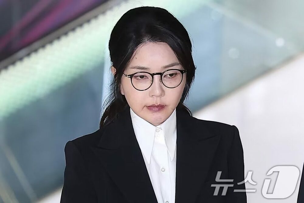 韓国・尹錫悦前大統領の妻に「国政介入」疑惑拡大…側近の証言相次ぐ　写真枚　国際ニュース：AFPBB News