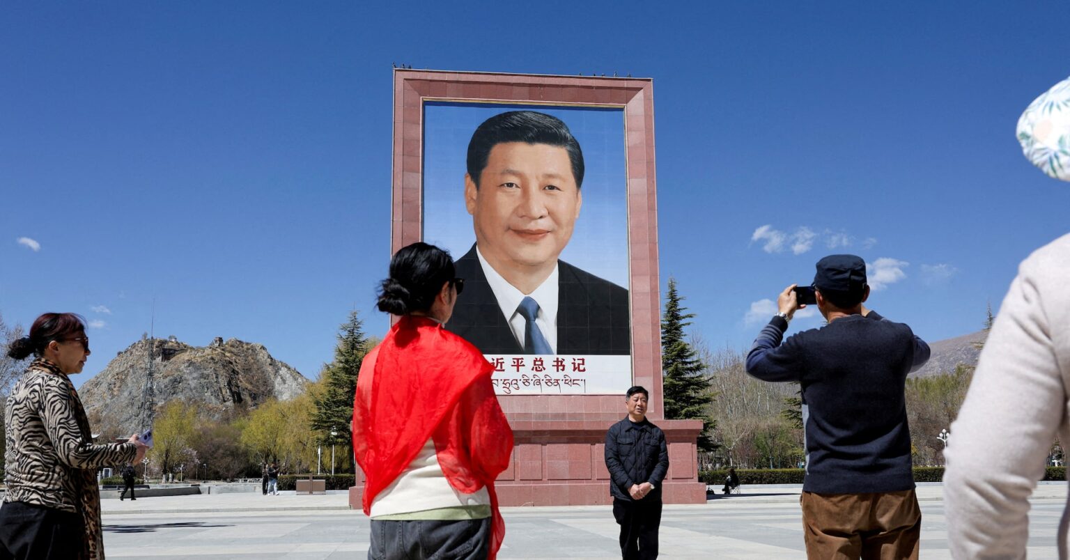 中国チベット自治区、成立60周年の祝賀行事　歌や踊り　習氏も出席 | ロイター