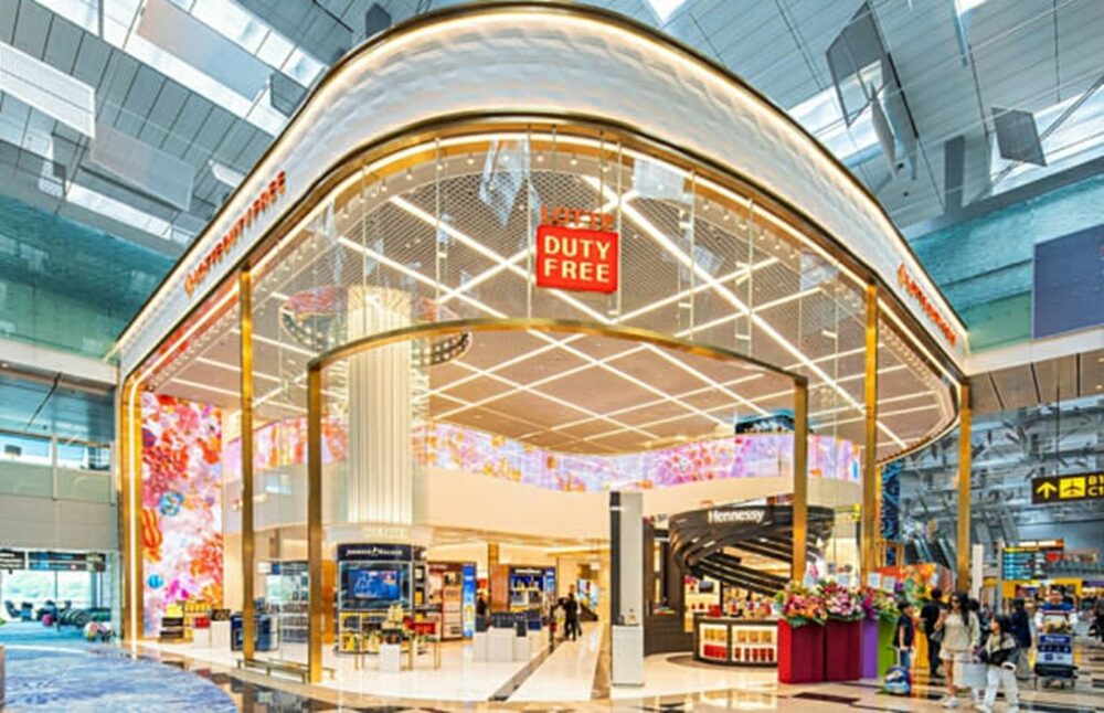ロッテ免税店、ひとり勝ちの裏側…韓国・仁川空港撤退で黒字転換　写真枚　国際ニュース：AFPBB News