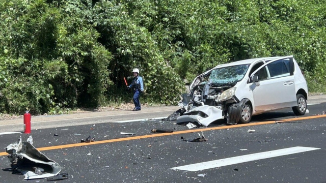 国道8号「津幡北バイパス」で正面衝突 1人搬送 通行止め続く 石川・富山県境近く