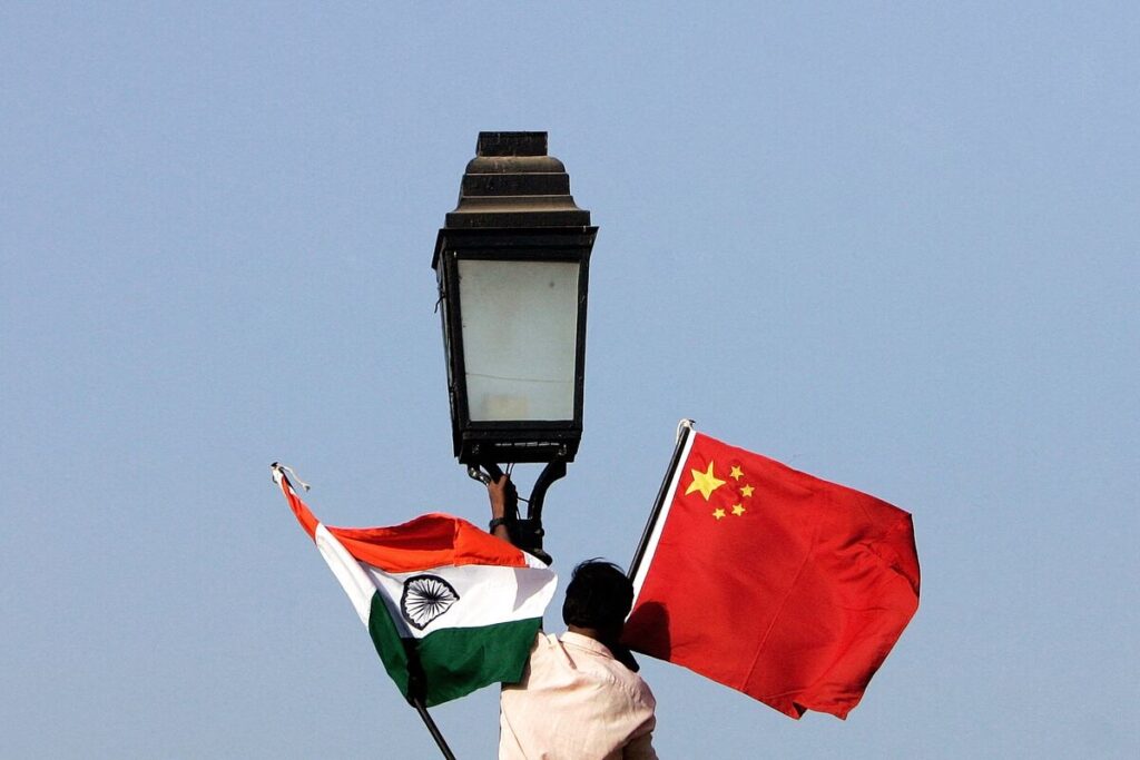 米国の関税措置に「断固として」反対、インドと連携強化－中国大使 - Bloomberg