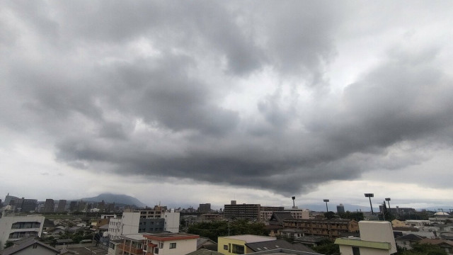 台風12号、熱帯低気圧へ　九州北部は不安定な天候続く 激しい雨・突風に注意を
