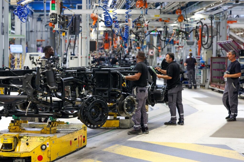 ドイツ、第２四半期は0.3％のマイナス成長－速報から下方修正 - Bloomberg