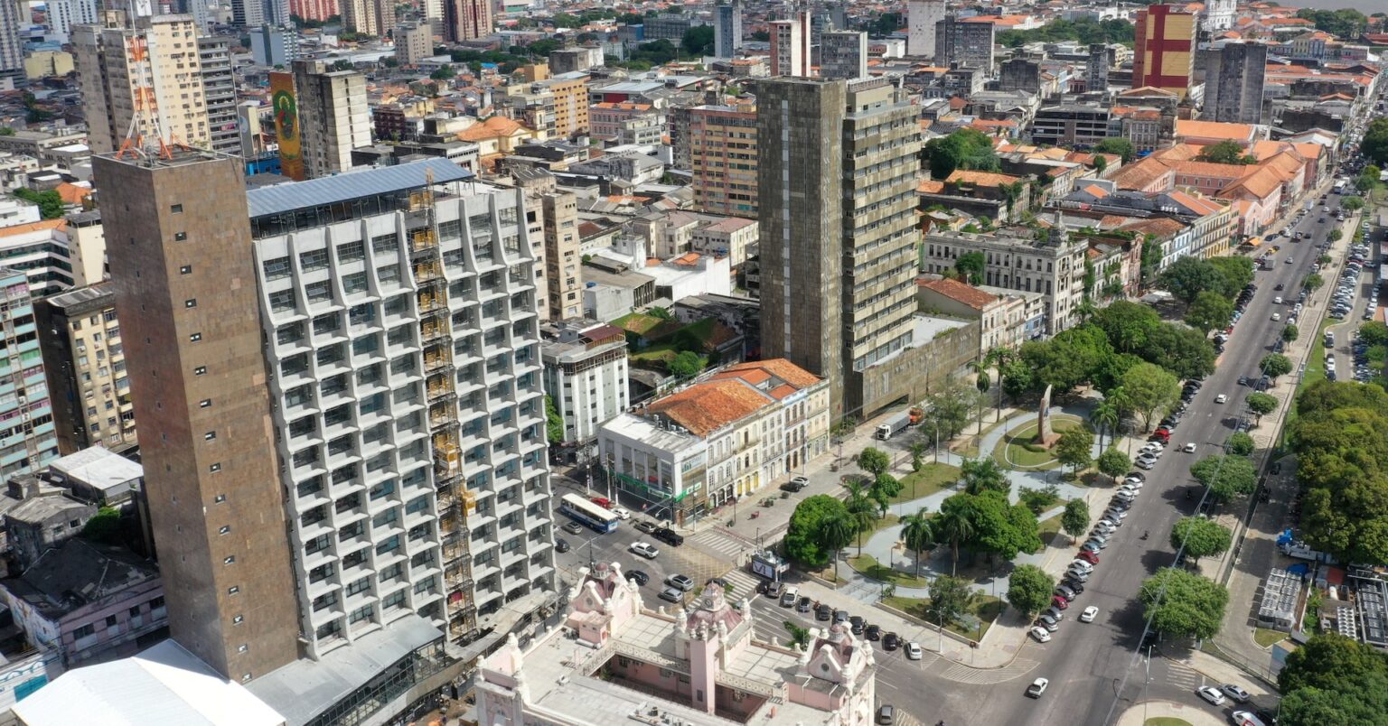 ＣＯＰ３０開催国ブラジル、高騰するホテル代の補助要請を拒否 | ロイター