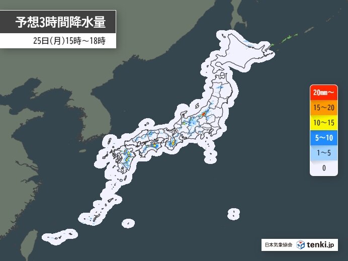 今夜遅くにかけて局地的に滝のような雨も