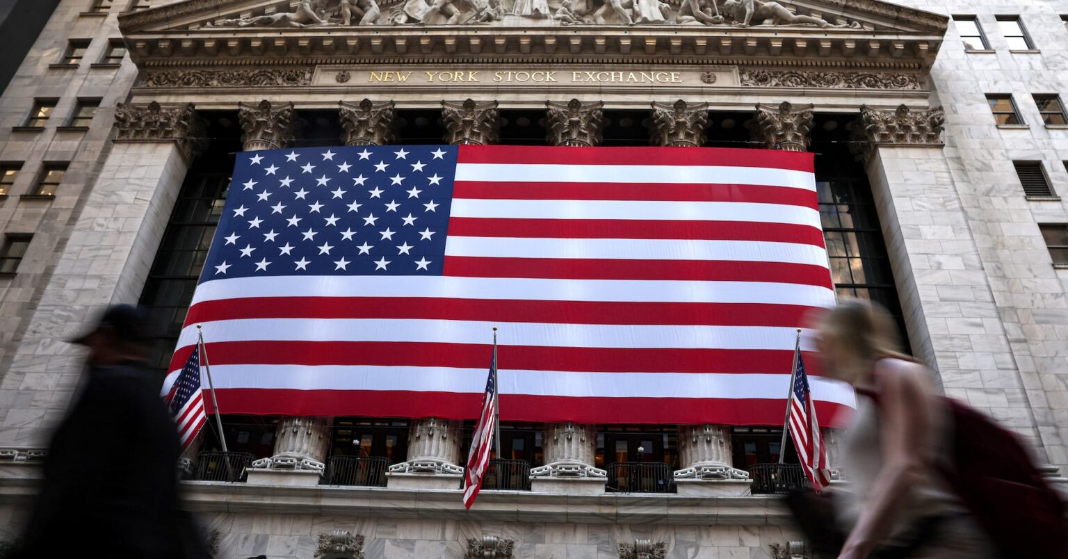 コラム：「米国例外主義」支える自社株買い、世界の資金を引きつける魅力 | ロイター