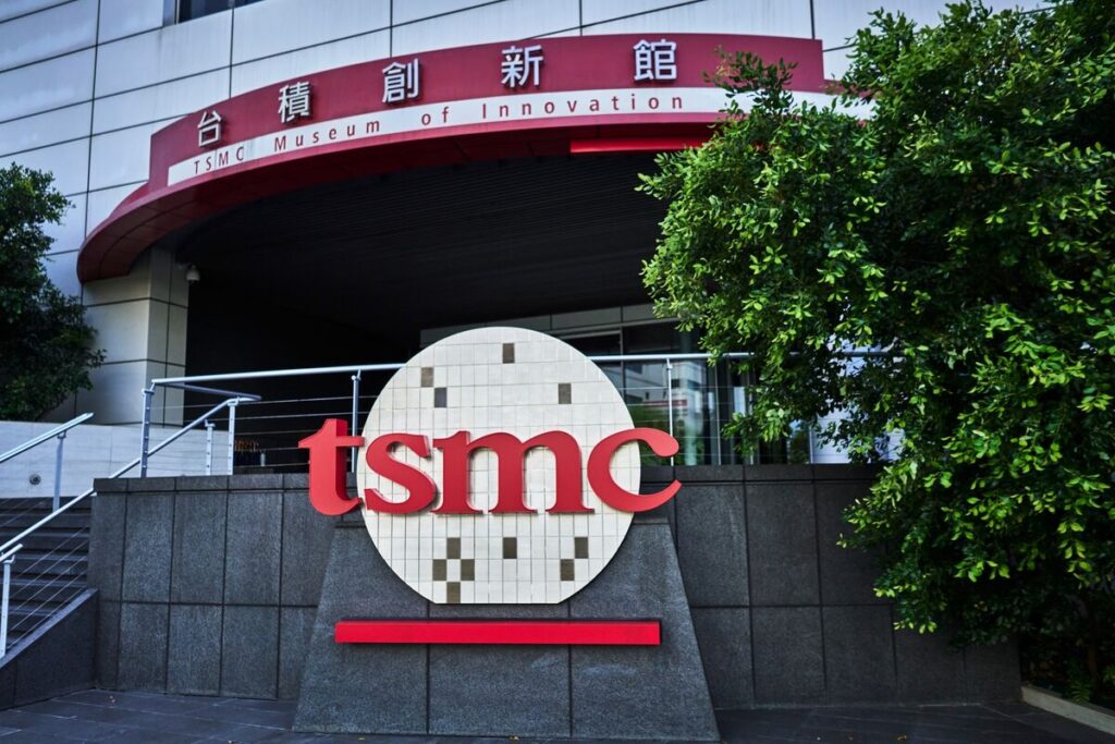 ＴＳＭＣの機密持ち出し疑いで東エレク元社員ら起訴－台湾高検 - Bloomberg