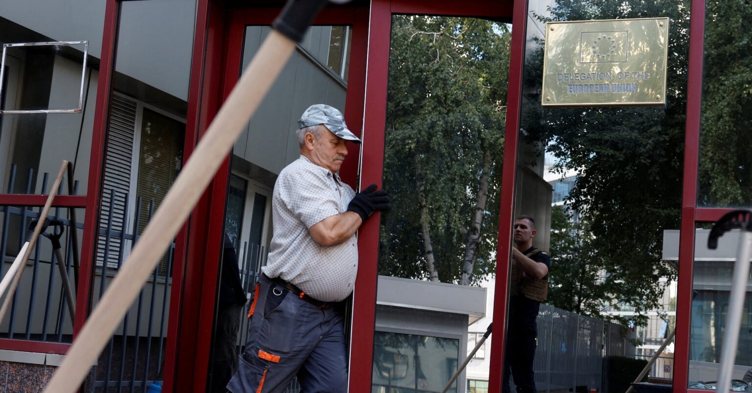 ロシアの攻撃、キーウのＥＵ代表部やブリティッシュ・カウンシルに被害 | ロイター