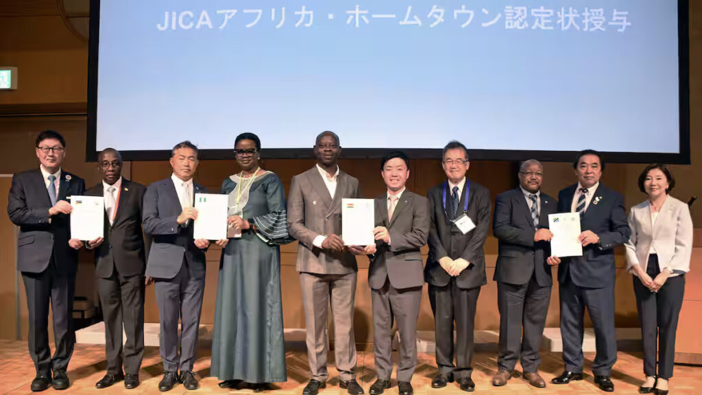 4C6UIVHNUBP3ZMUDXBTPMEGYLQ