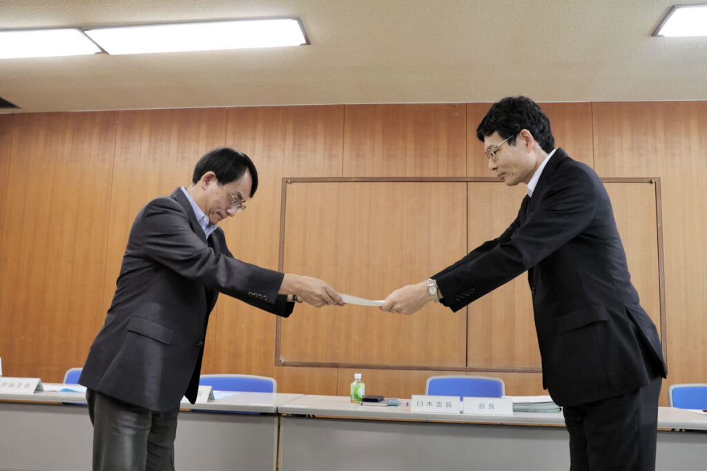 最低賃金が鳥取を1円上回る 秋田が全国最下位を脱出へ「若者定住へ強いメッセージになる」 - 河北新報オンライン