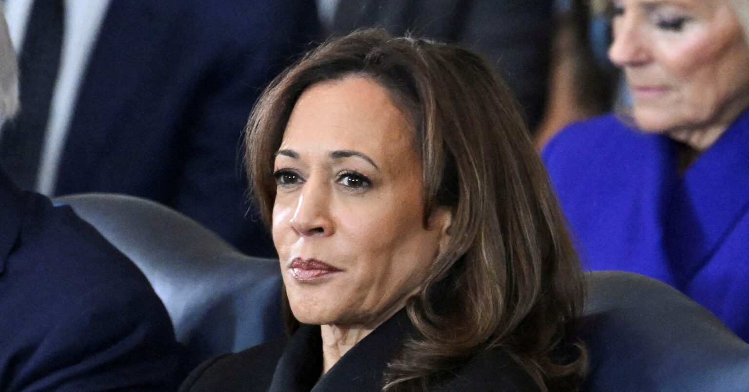 トランプ氏、ハリス前米大統領の警護打ち切り＝当局者 | ロイター