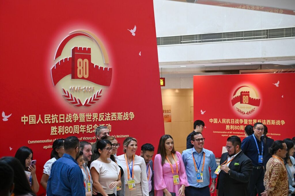 天安門広場に集結する赤い陣営、体系的かつ戦略的な同盟関係に進化し始めた習近平、プーチン、金正恩の三角連携 中国で開催される抗日戦争勝利80年記念式典は、冷戦終了後30年余り続いた米国中心の単極体制に対する公然たる挑戦(1/3) | JBpress (ジェイビープレス)