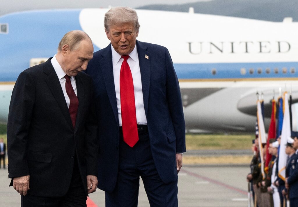 ボールはどちらのコートにあるのか――停戦外交の攻防と「トランプ時間」：鶴岡路人 | ウクライナ停戦・和平の論点 | 新潮社　Foresight(フォーサイト)