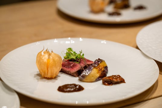 【ファンケル×メルシャン】銀座の「創作料理 FANCL 令和本膳」で楽しむ、夏の贅沢ワインと創作料理ペアリングイベントを開催 - 仙台経済新聞