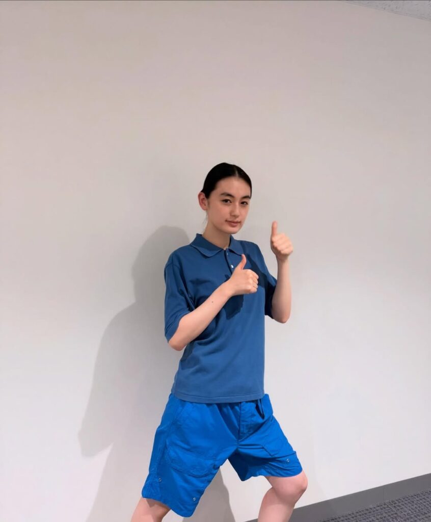 「お茶目！」八木莉可子、撮影終わりにきめたポーズがかわいすぎると話題に！ | 話題の投稿 | スポーツブル (スポブル)