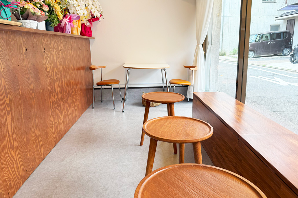 バスクチーズケーキのお店「sammo（サモ）」の店内画像