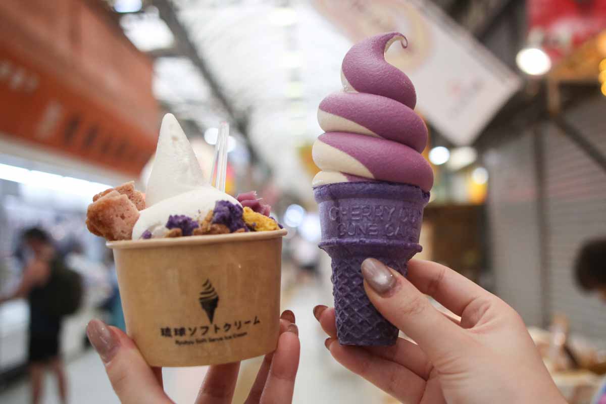 那覇国際通りに新名所誕生！「琉球ソフトクリーム」で味わう紅いも米粉コーンソフト＆沖縄スイーツ（那覇市）