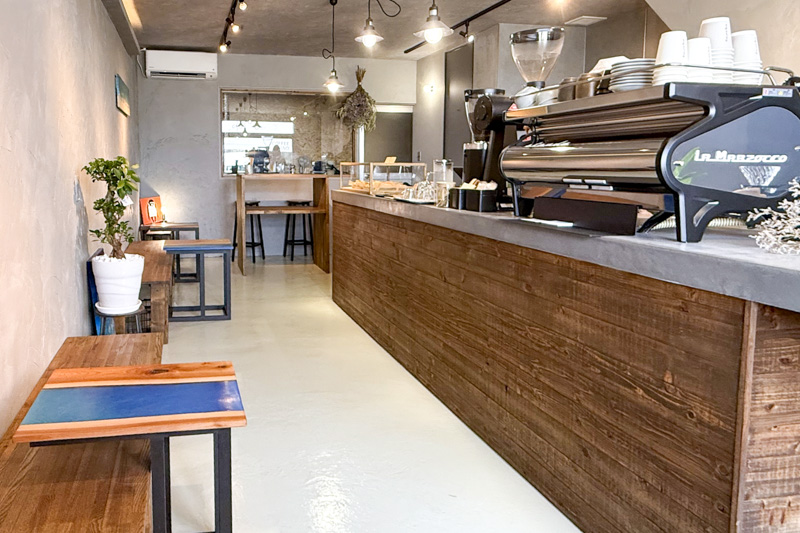 石川県金沢市にあるカフェFIND YOUR BLU