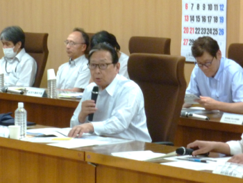 吉田学長による説明