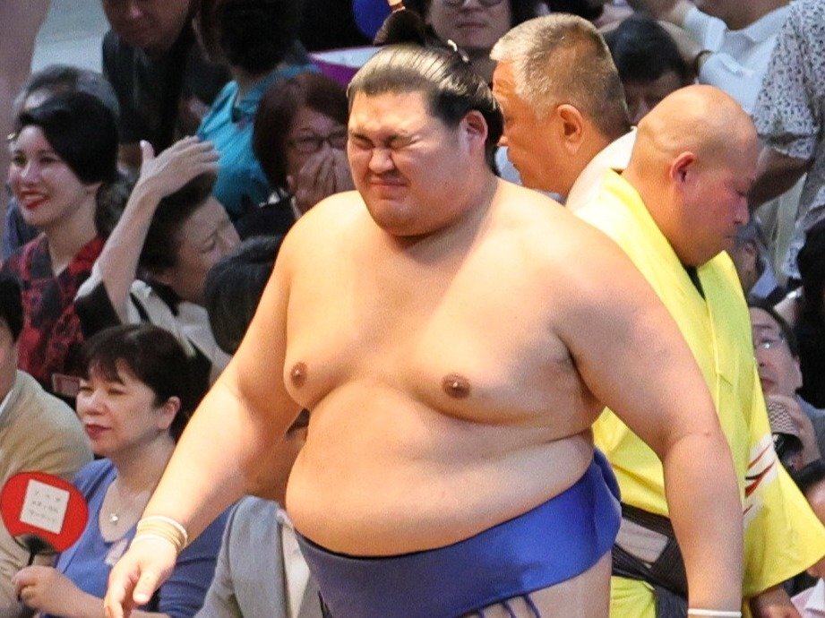 「横綱大の里、引くクセが弱点」批判も…波乱の大相撲、元大関・魁皇は“異論”「大の里はたった2年。それまで大学生だったんだから」（Number Web） - Yahoo!ニュース