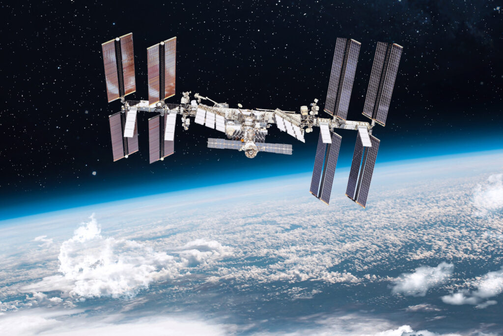 ISS、ロシア区画からの空気漏れは依然として継続–修理で改善するも完全には防げず - UchuBiz