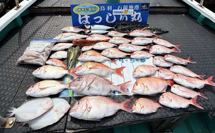 【沖のルアー釣果速報】タイラバ便でマダイ最大62cmを筆頭に船中35匹の好釣果（三重）