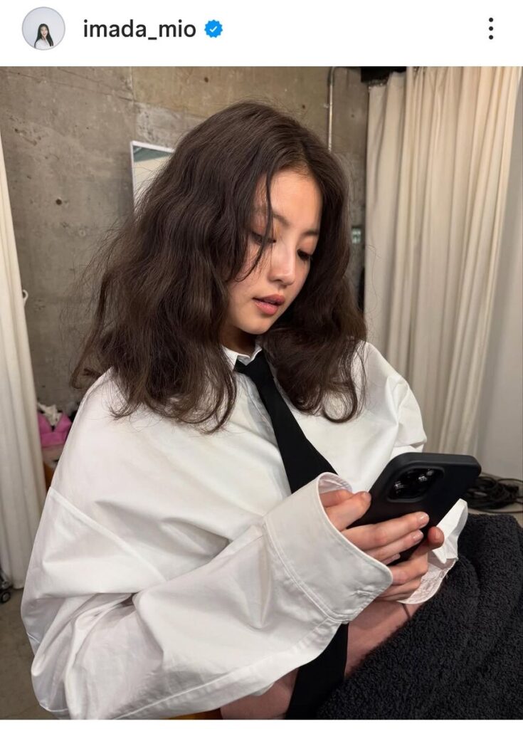 今田美桜のインスタグラム（＠ｉｍａｄａ_ｍｉｏ）より