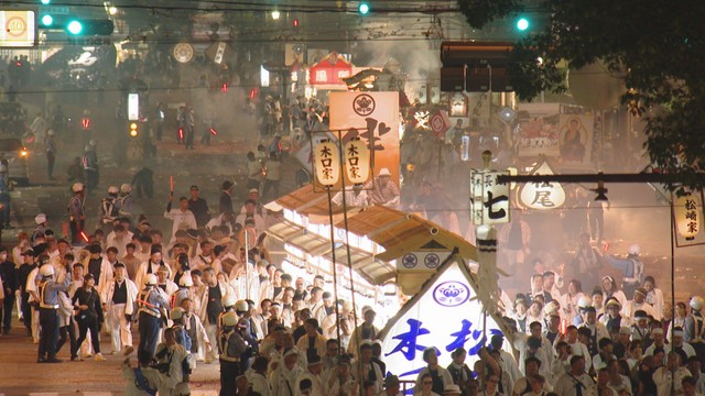 【長崎】にぎやかに…そしてしめやかに お盆の伝統行事「精霊流し」（長崎文化放送） - Yahoo!ニュース