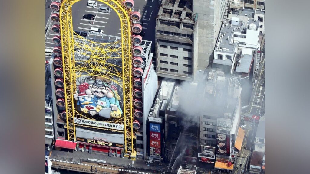 大阪ミナミのビル火災、出動した消防隊員２人死亡…女性１人と別の消防隊員３人も搬送 - 読売新聞オンライン