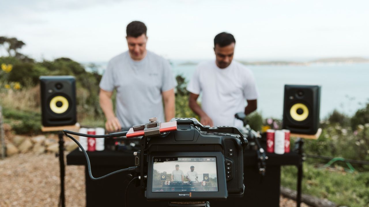 Blackmagic Design導入事例：ニュージーランドの制作会社Odd Socks、音楽シーン撮影の場合