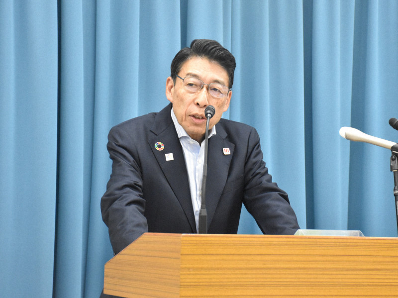 福岡知事、高値用地買収を陳謝 「一方的に気を使った」可能性に言及（毎日新聞） - Yahoo!ニュース