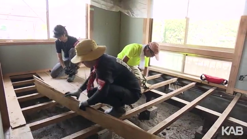 熊本県内記録的大雨 被災地域で復旧作業続く 県内外からボランティアも（KAB熊本朝日放送） - Yahoo!ニュース - Yahoo!ニュース