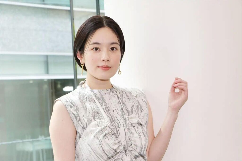筧美和子＞自然体な笑顔！ 水着姿ではじける！ 「えっぐいスタイル」「サービスショット」と話題（MANTANWEB） - Yahoo!ニュース