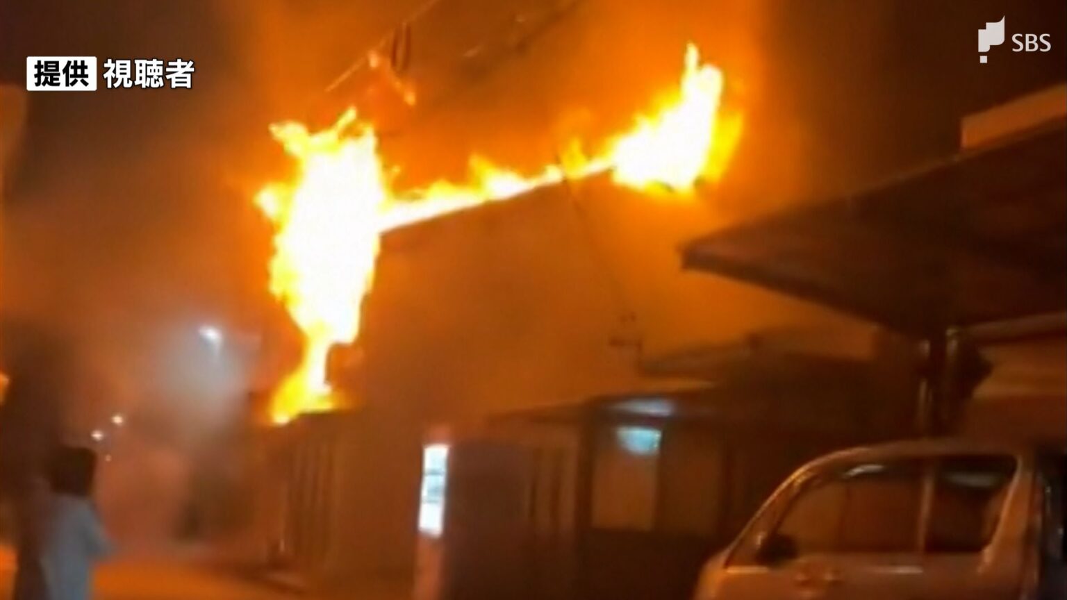 深夜の住宅密集地で火事、焼けた建物8棟に 1人やけど 警察と消防、失火とみて原因調査=静岡市清水区（静岡放送（SBS）） - Yahoo!ニュース